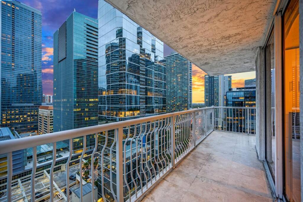 40Th Floor Priceless Unit Central Location Майами Экстерьер фото